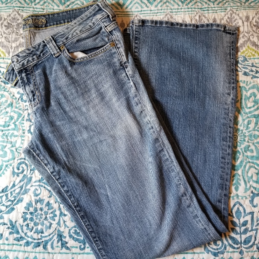 American Eagle Jeans